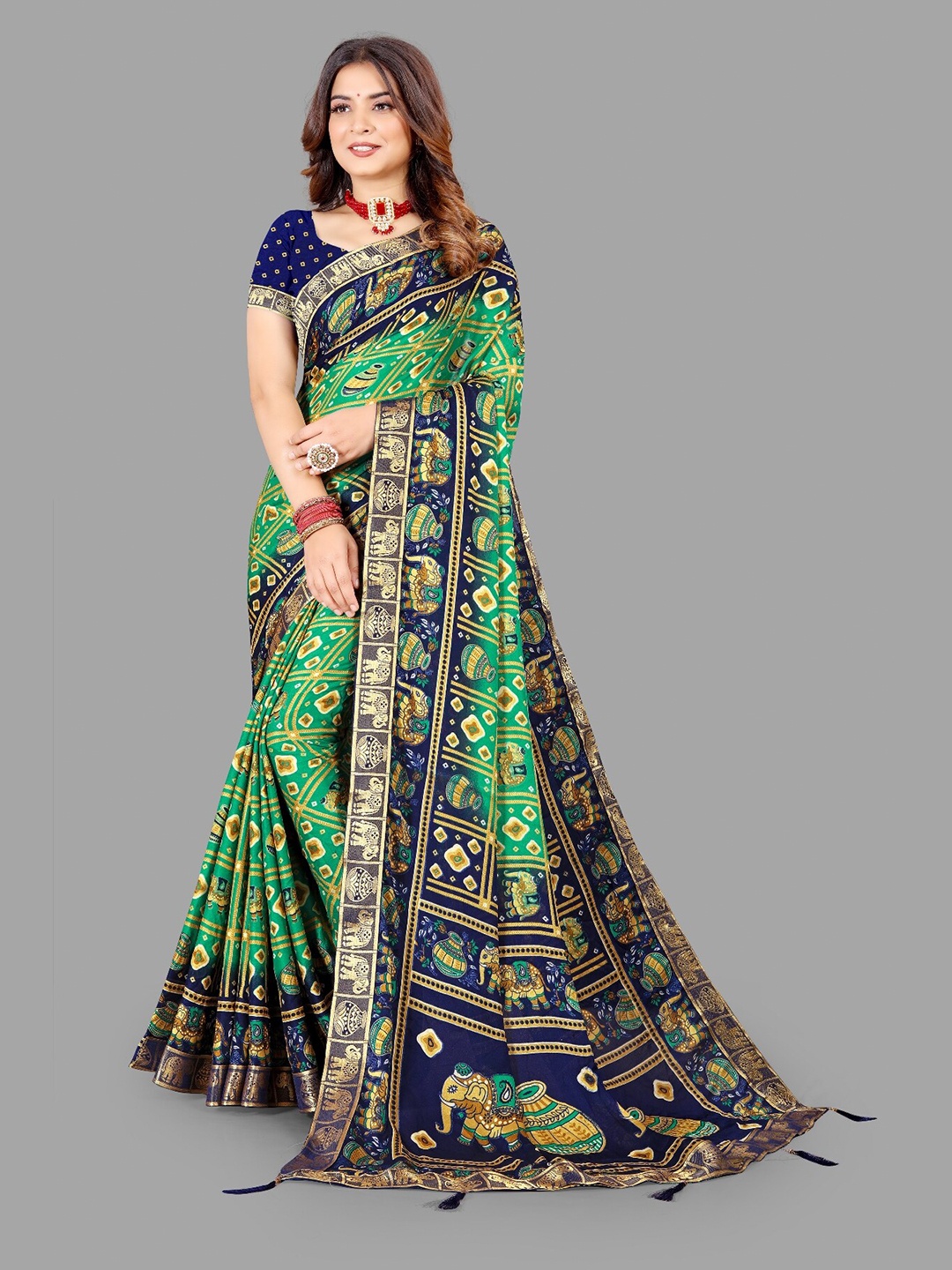 

LAHEJA Green & Blue Ethnic Motifs Printed Ploy Silk Saree