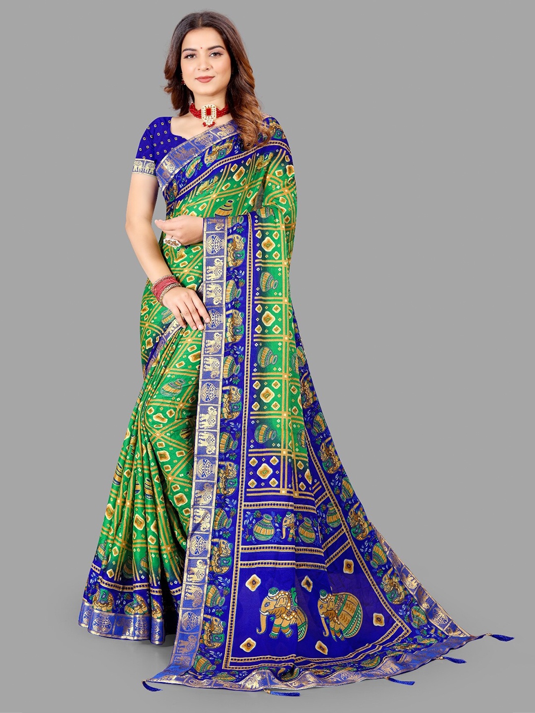 

LAHEJA Green & Blue Ethnic Motifs Printed Saree