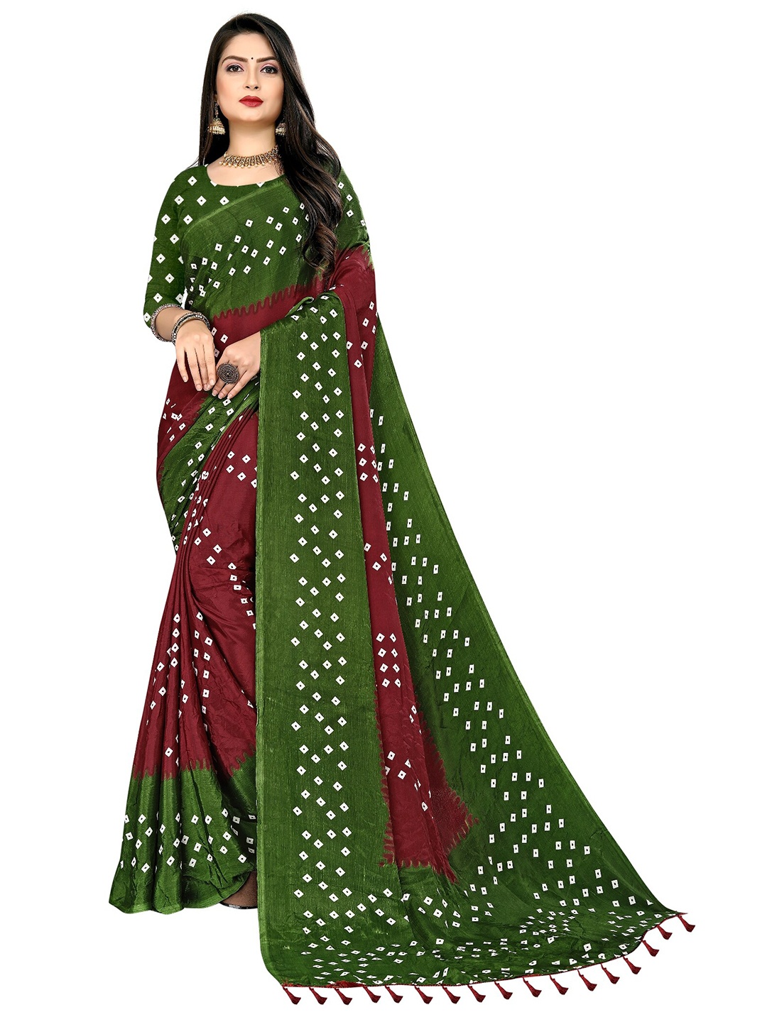 

LAHEJA Maroon & Green Bandhani Printed Ploy Silk Saree