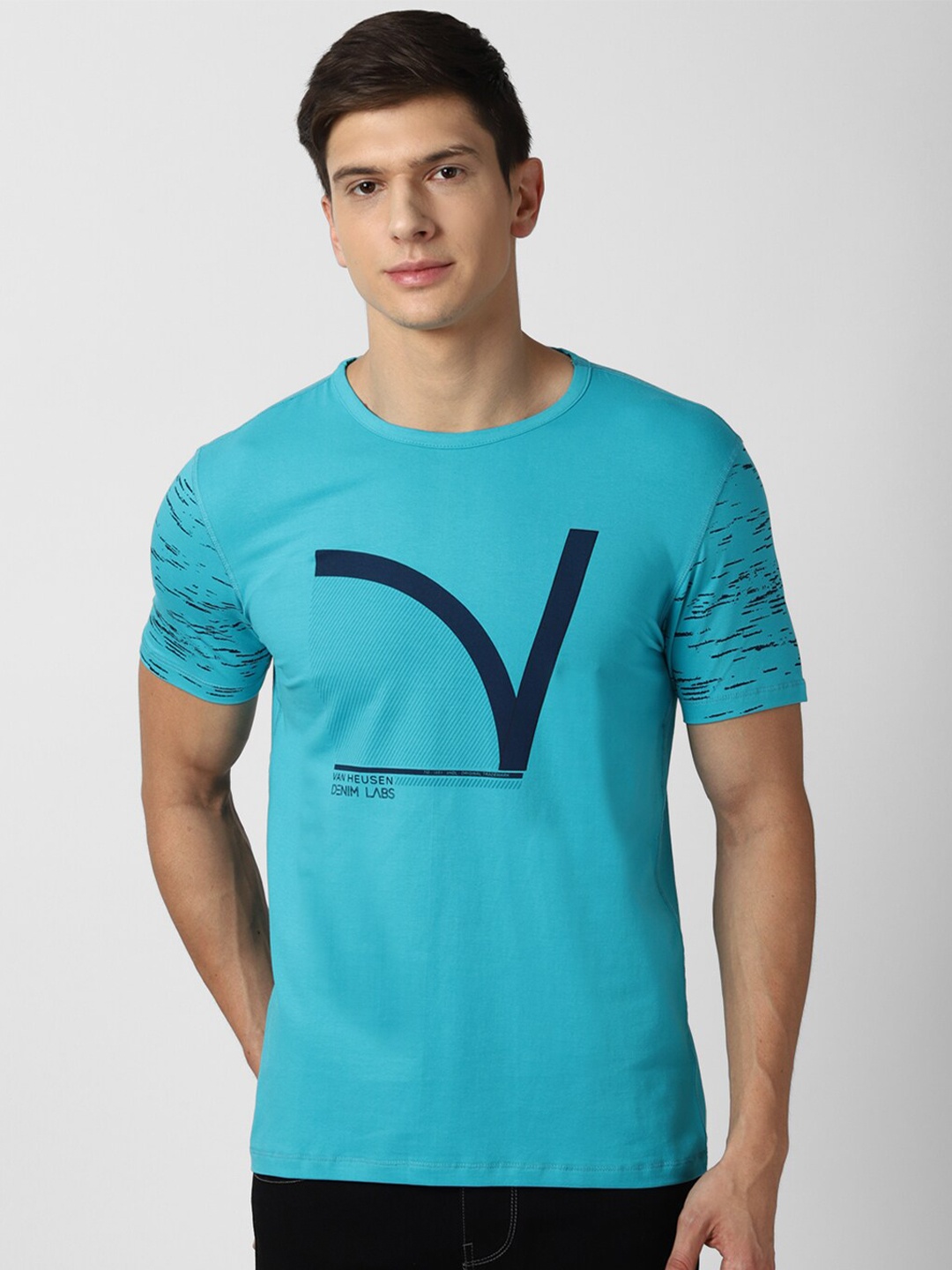 

VAN HEUSEN DENIM LABS Men Blue Typography Printed Cotton T-shirt