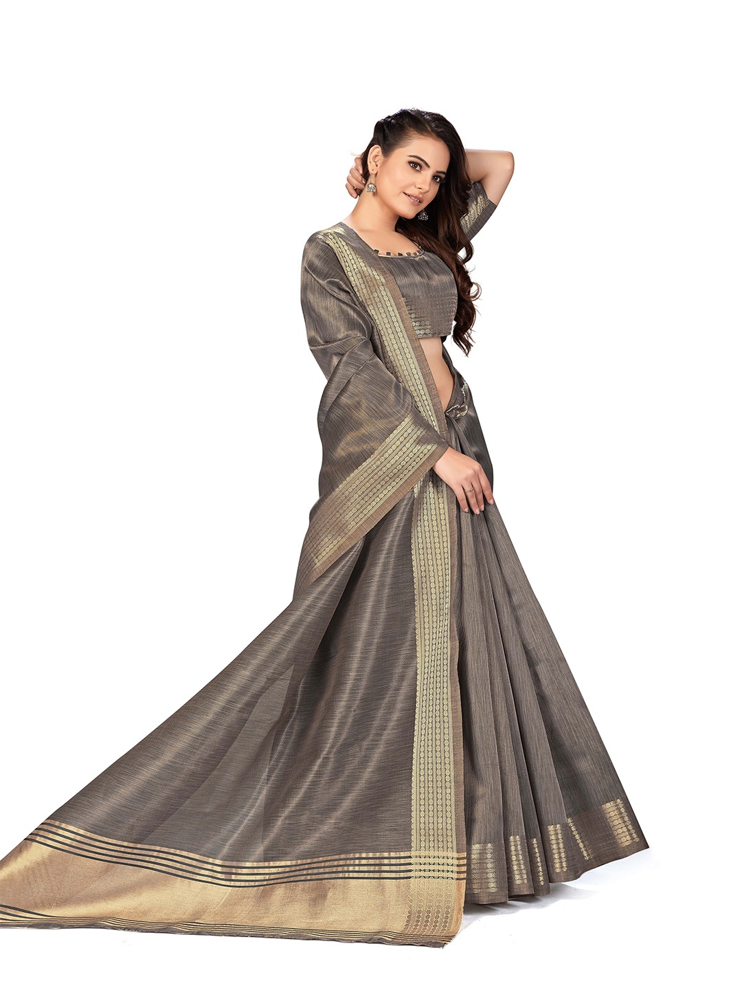 

MANOHARI Grey & Gold-Toned Woven Design Silk Blend Heavy Work Saree