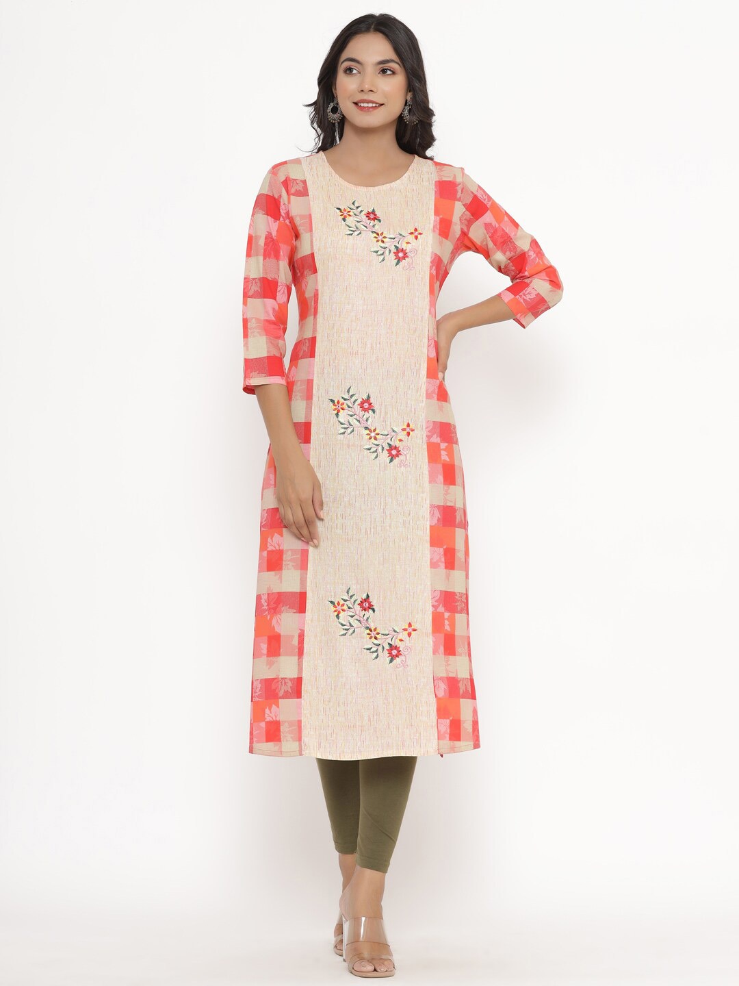

PK Fashions Women Orange & Cream-Coloured Floral Printed Thread Work Kurta