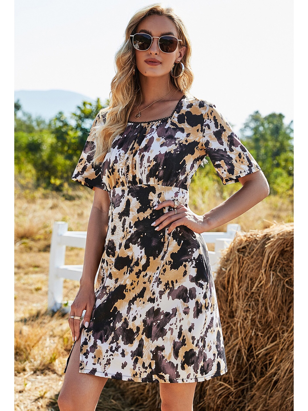 

StyleCast Brown Floral square Shoulder A-Line animal print Dress