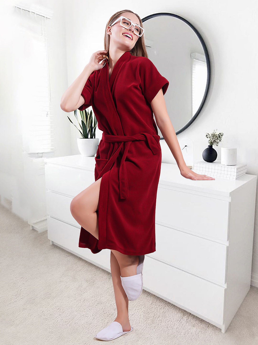 

LacyLook Women Solid Half Sleeve Belted Bathrobe with Pocket, Maroon