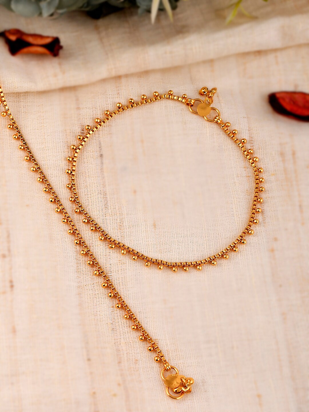 

Silvermerc Designs Gold Plated Floral Chain Anklet