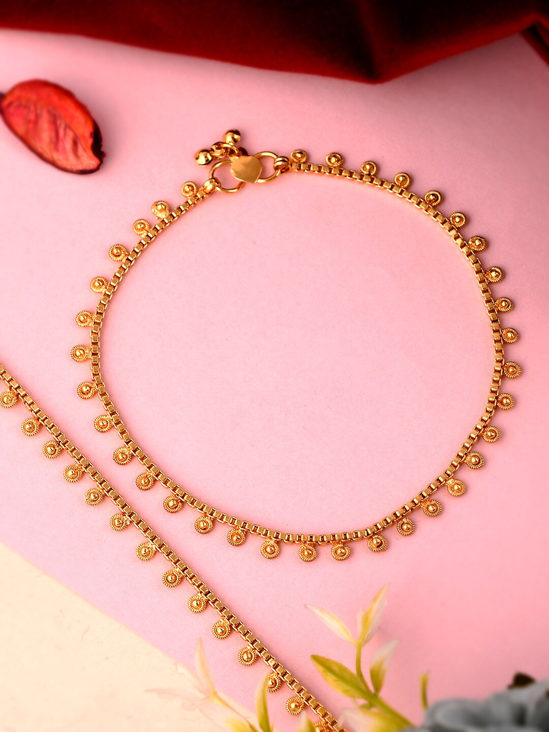 

Silvermerc Designs Gold Plated Floral Chain Anklet