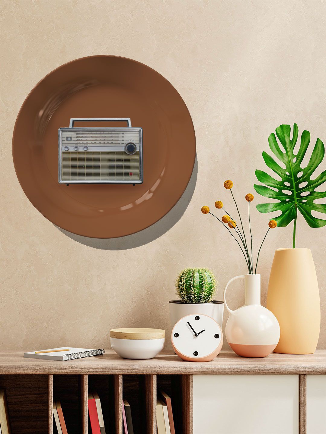 

ARTSPACE Brown Retro Radio Wall Plate