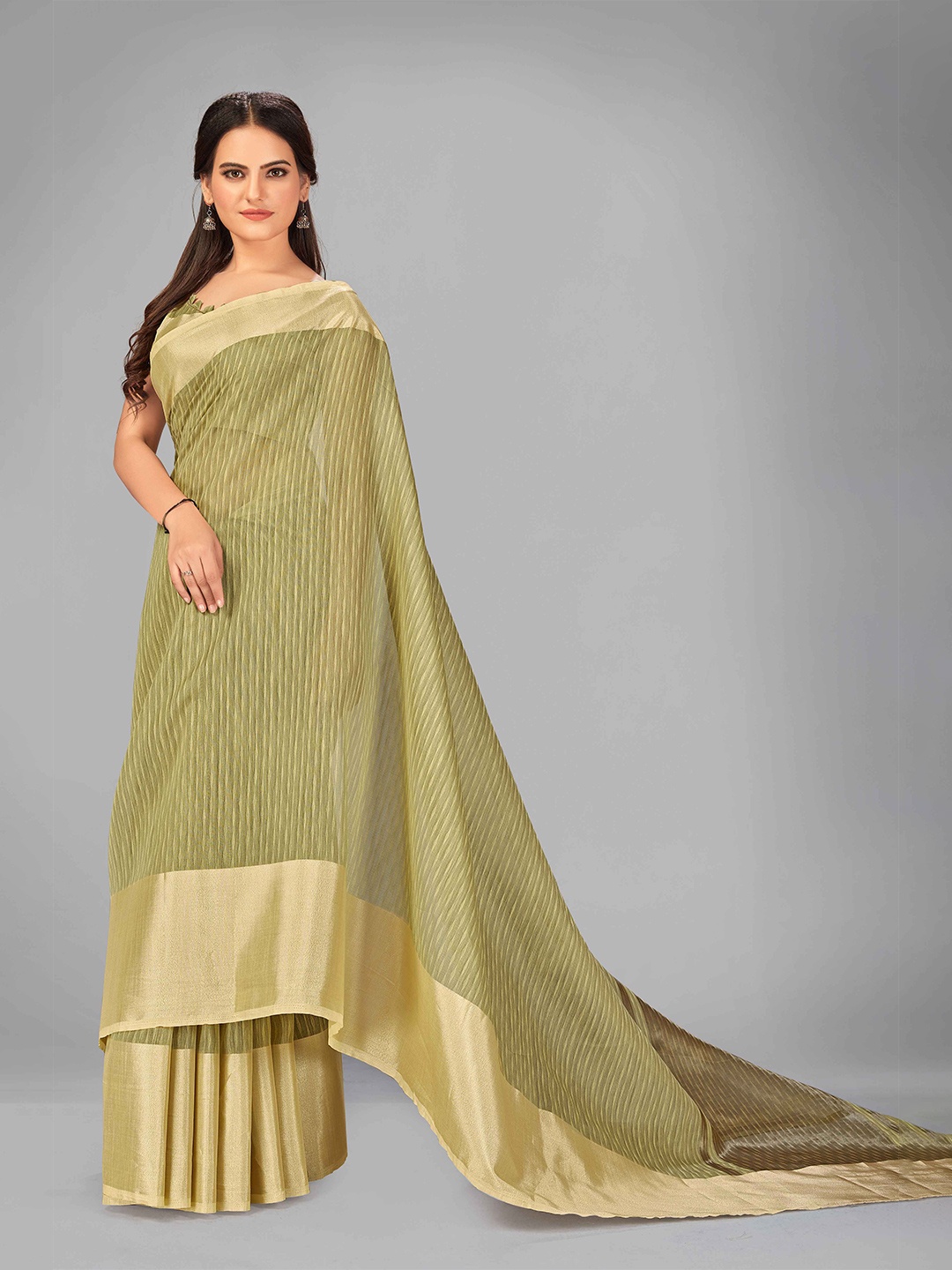 

MANOHARI Green & Gold-Toned Striped Zari Silk Blend Saree
