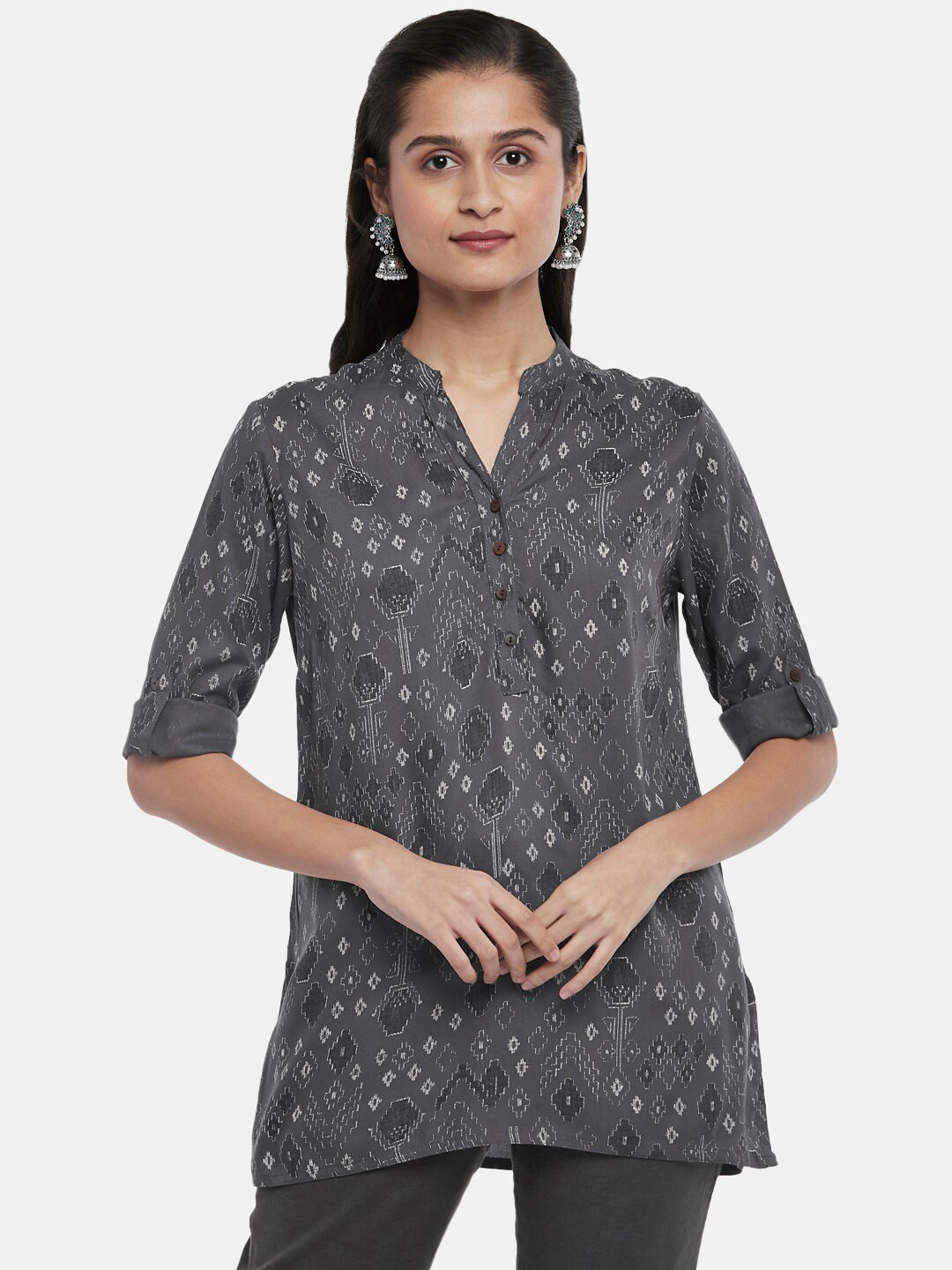

AKKRITI BY PANTALOONS Grey Viscose Rayon Mandarin Collar Printed Tunic
