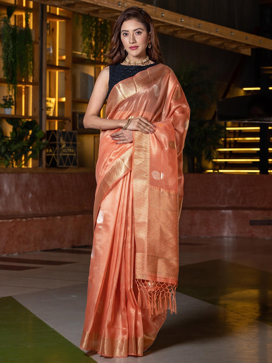 

BEATITUDE Orange & Gold-Toned Zari Organza Saree