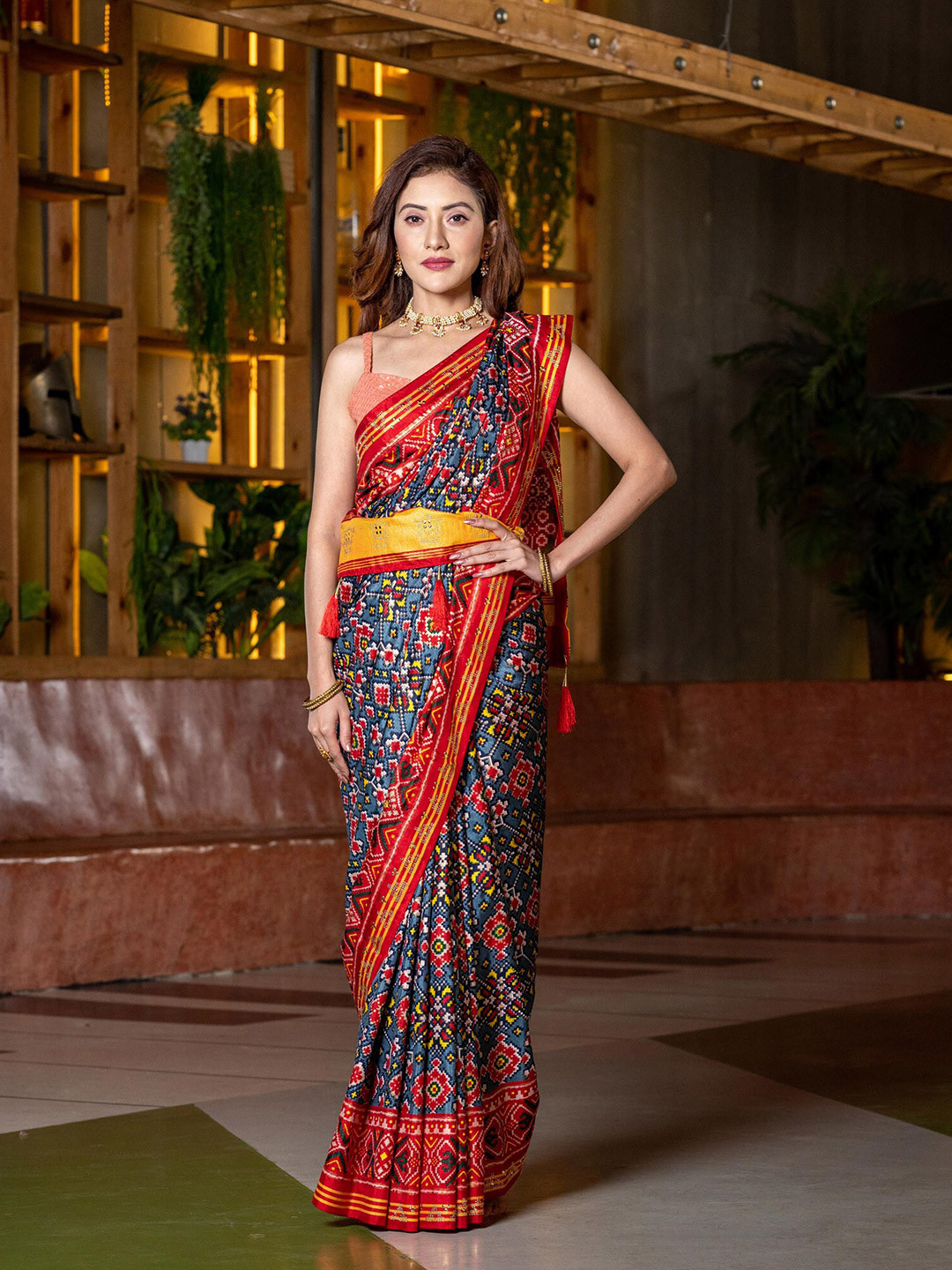 

BEATITUDE Blue & Red Ethnic Motifs Silk Blend Patola Saree