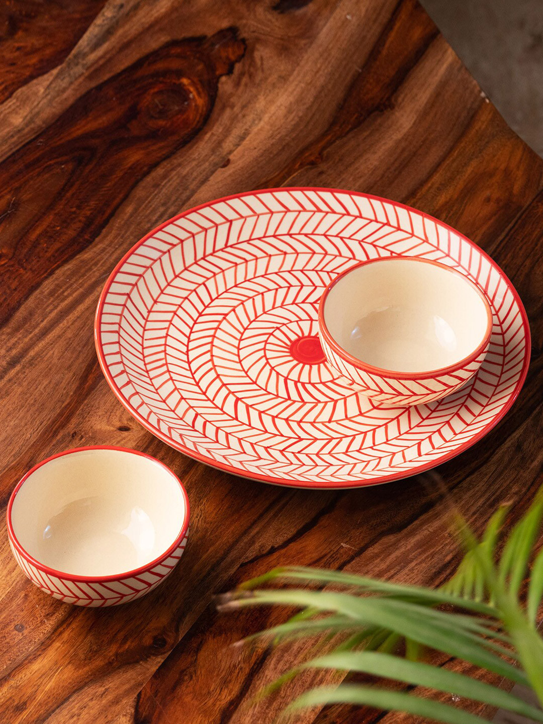 

ExclusiveLane Red & Cream-Coloured 3 Pieces Hand Painted Printed Ceramic Glossy Dinner Set