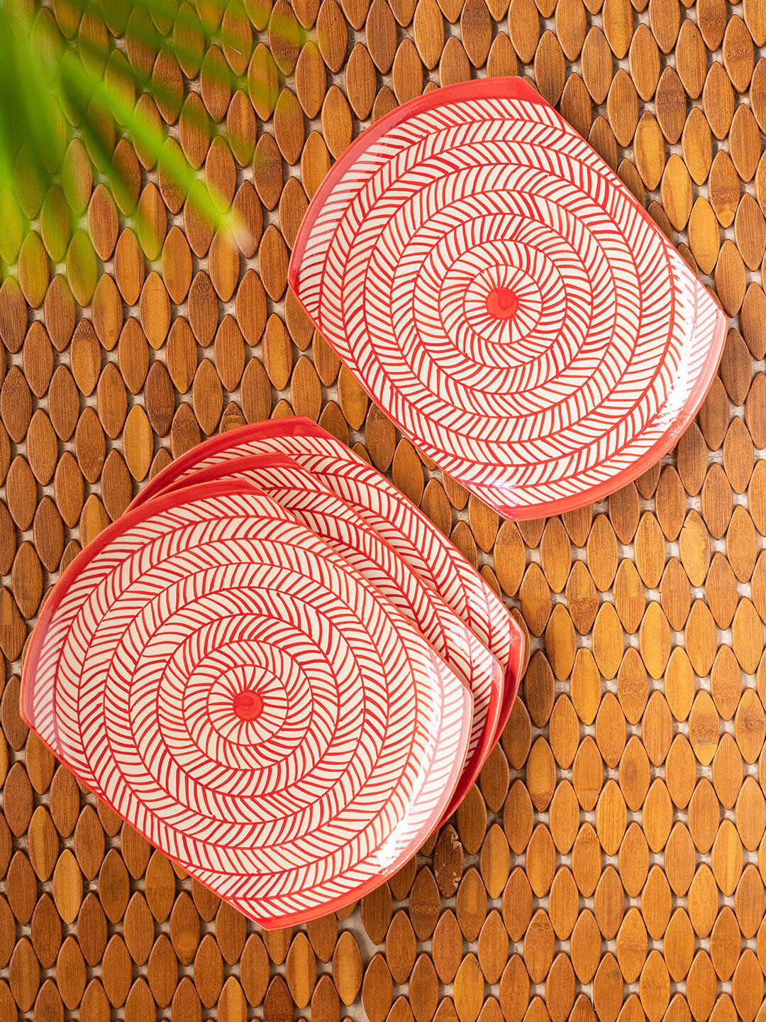 

ExclusiveLane Red & White Set Of 4 Hand-Painted Microwave Safe Ceramic Serving Platters