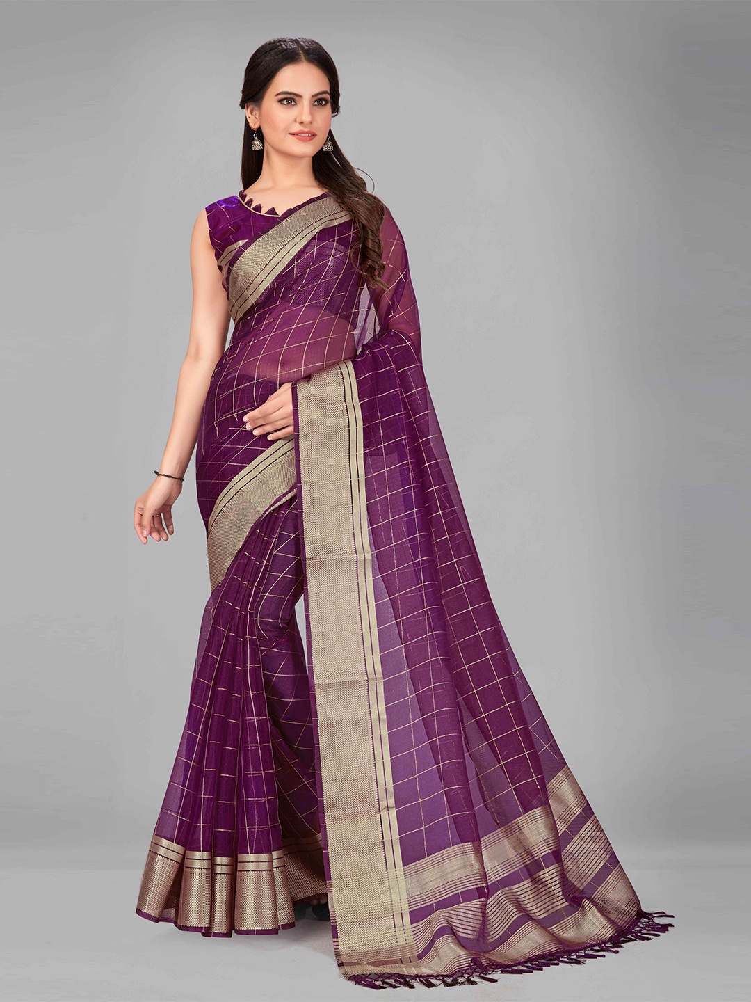 

MANOHARI Purple & Gold-Toned Checked Silk Blend Saree