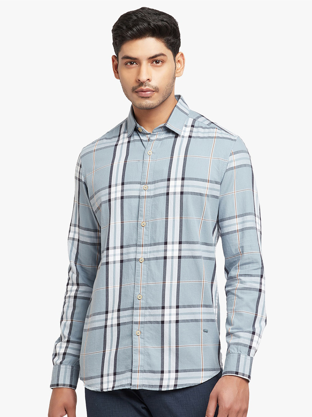 

Blue Buddha Men Blue Checked Casual Shirt