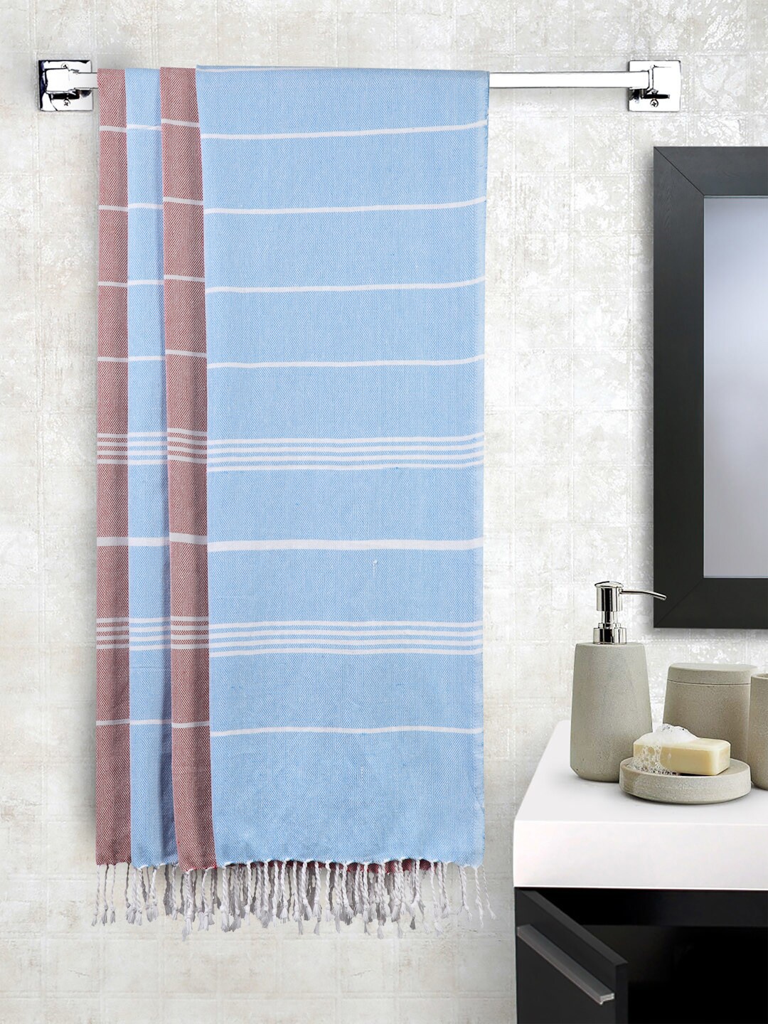 

KLOTTHE Set Of 4 Striped 233 GSM Cotton Bath Towels, Blue