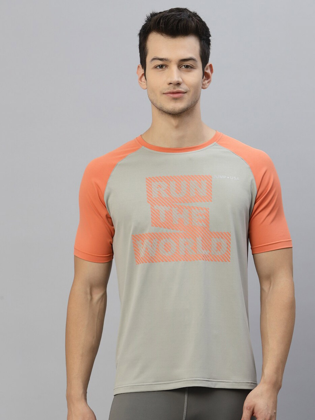

JUMP USA Men Grey Typography Printed Rapid Dry T-shirt