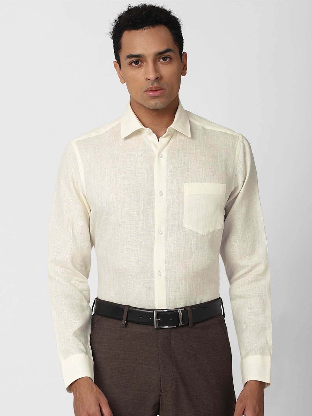 

Van Heusen Men Cream-Coloured Formal Shirt