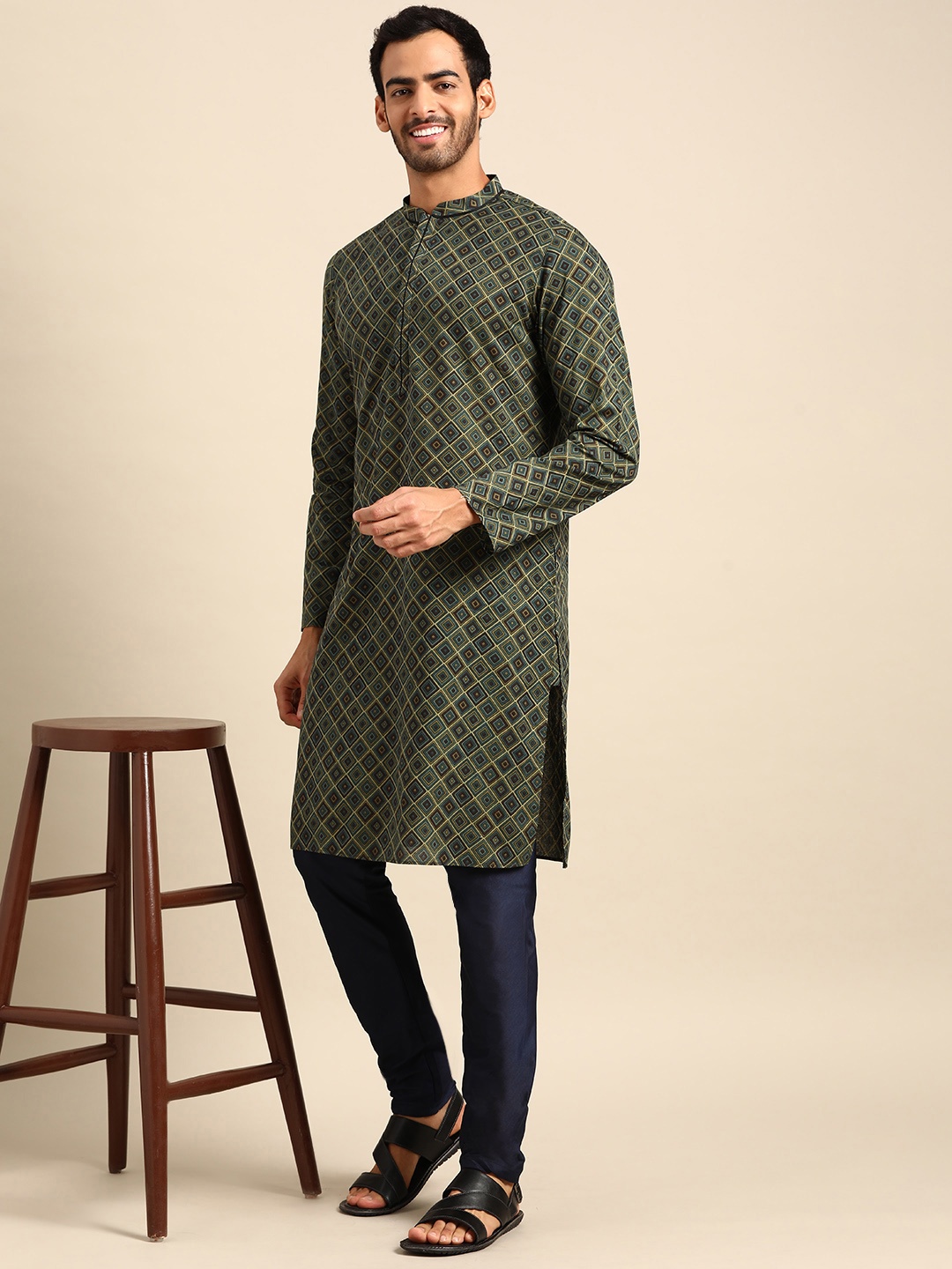 

Amodh by Kisah Men Navy Blue Trousers