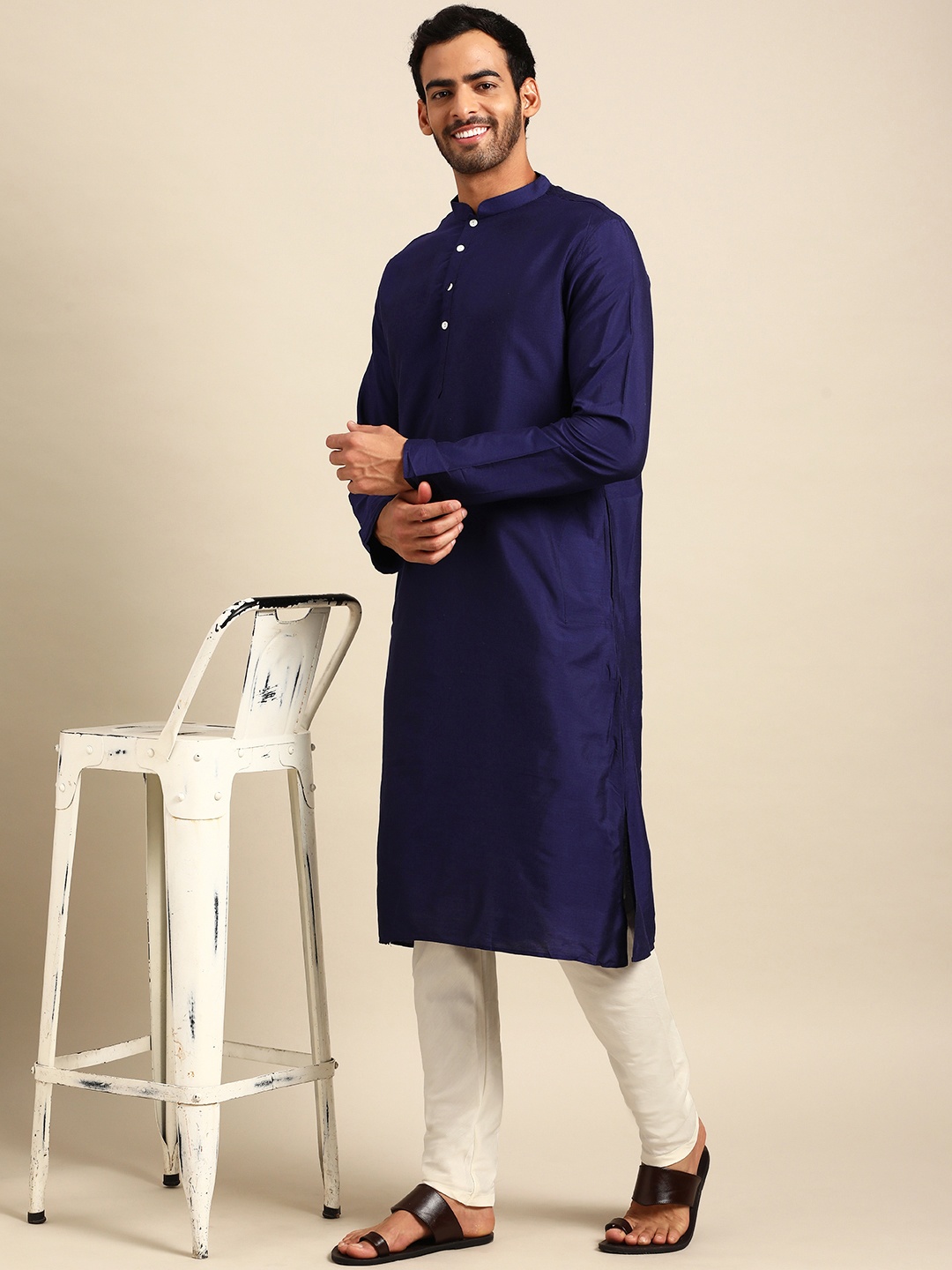 

Amodh by Kisah Men Off White Trousers