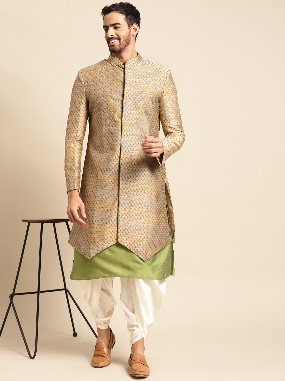 

KISAH Men Printed Indowestern Sherwani Set, Yellow