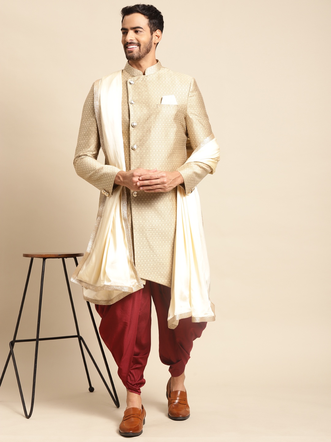 

KISAH Men Camel Brown & Maroon Woven Design Sherwani Set