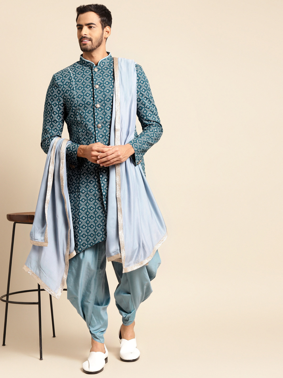

KISAH Men Navy Blue & White Printed Sherwani Set