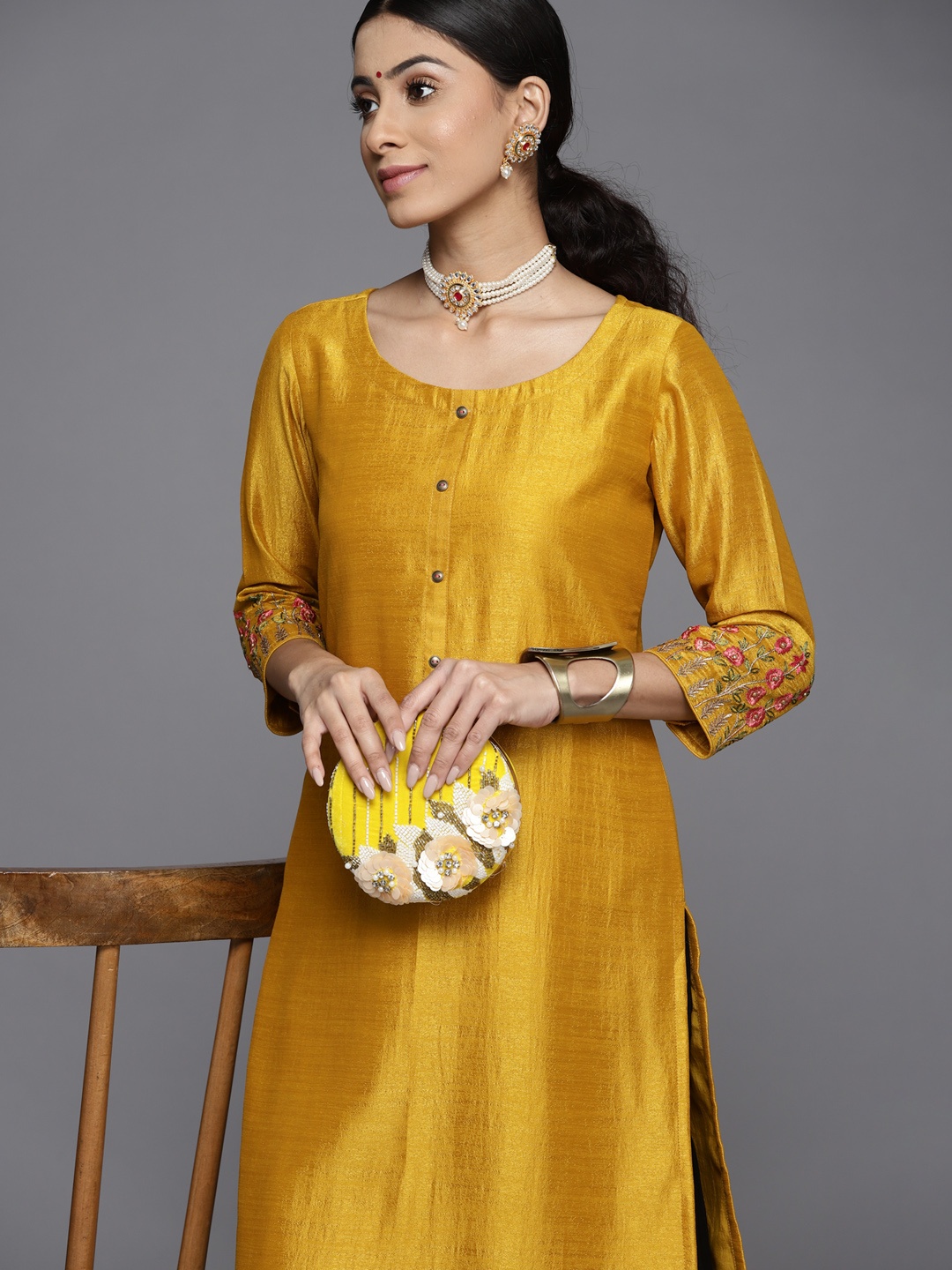 

Libas Women Mustard Yellow Thread Work Straight Kurta