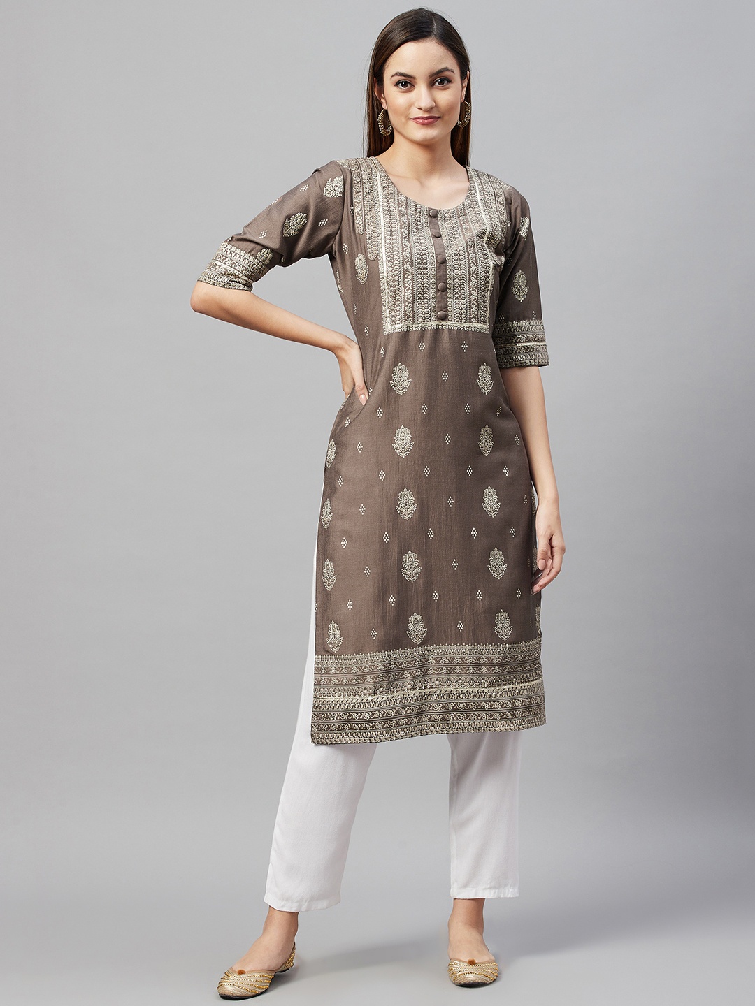 

V TRADITION Women Beige & White Ethnic Motifs Print Kurta