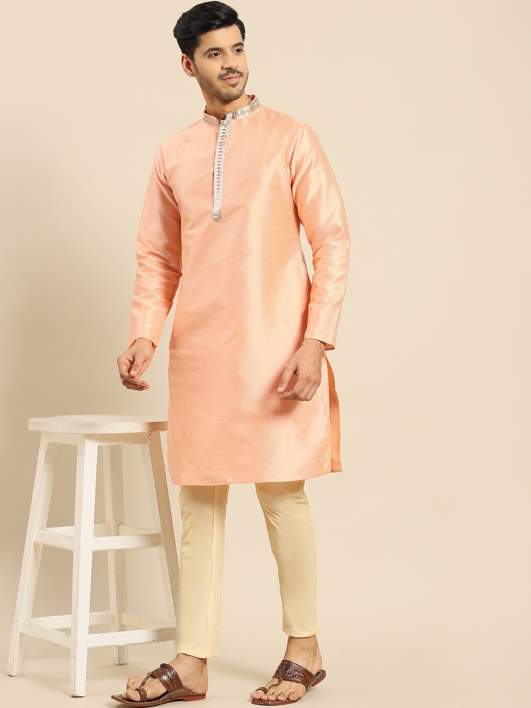 

Amodh by Kisah Men Peach-Coloured Kurta with Trousers