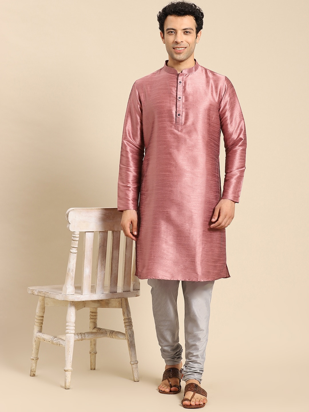 

Amodh by Kisah Men Pink Kurta with Pyjamas