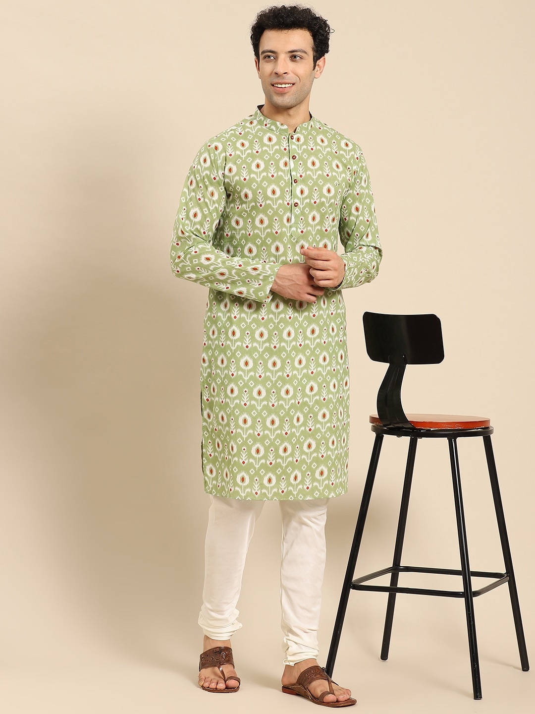 

Amodh by Kisah Men Green Ethnic Motifs Printed Kurta with Churidar