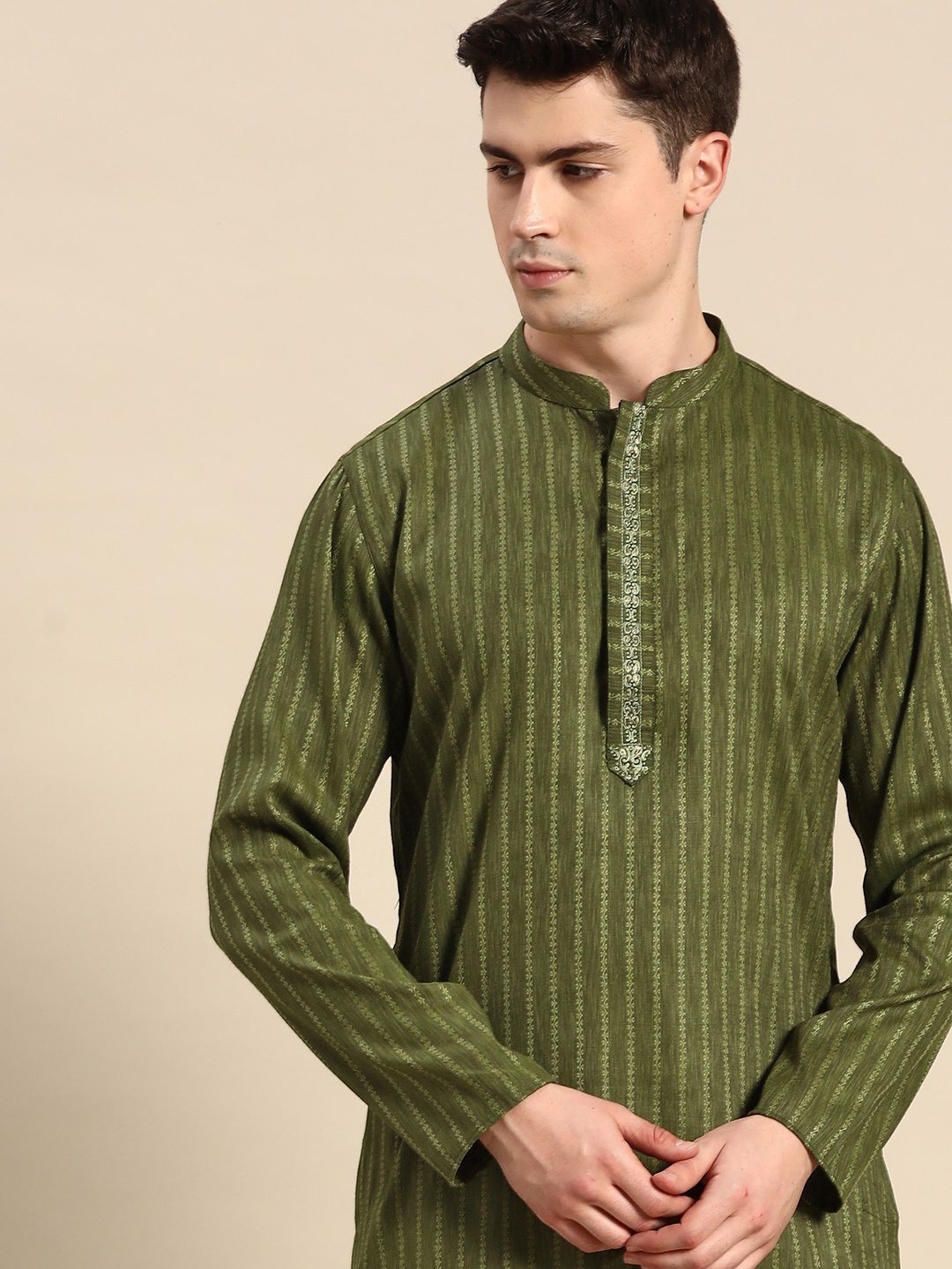 

Amodh by Kisah Men Green Striped Kurta with Trousers