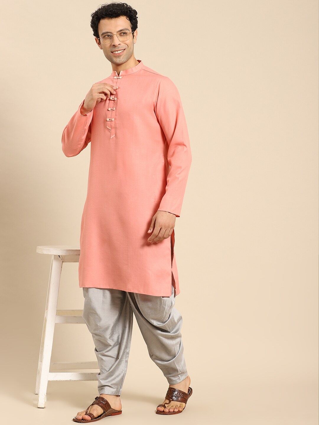 

Amodh by Kisah Men Pink Kurta with Patiala