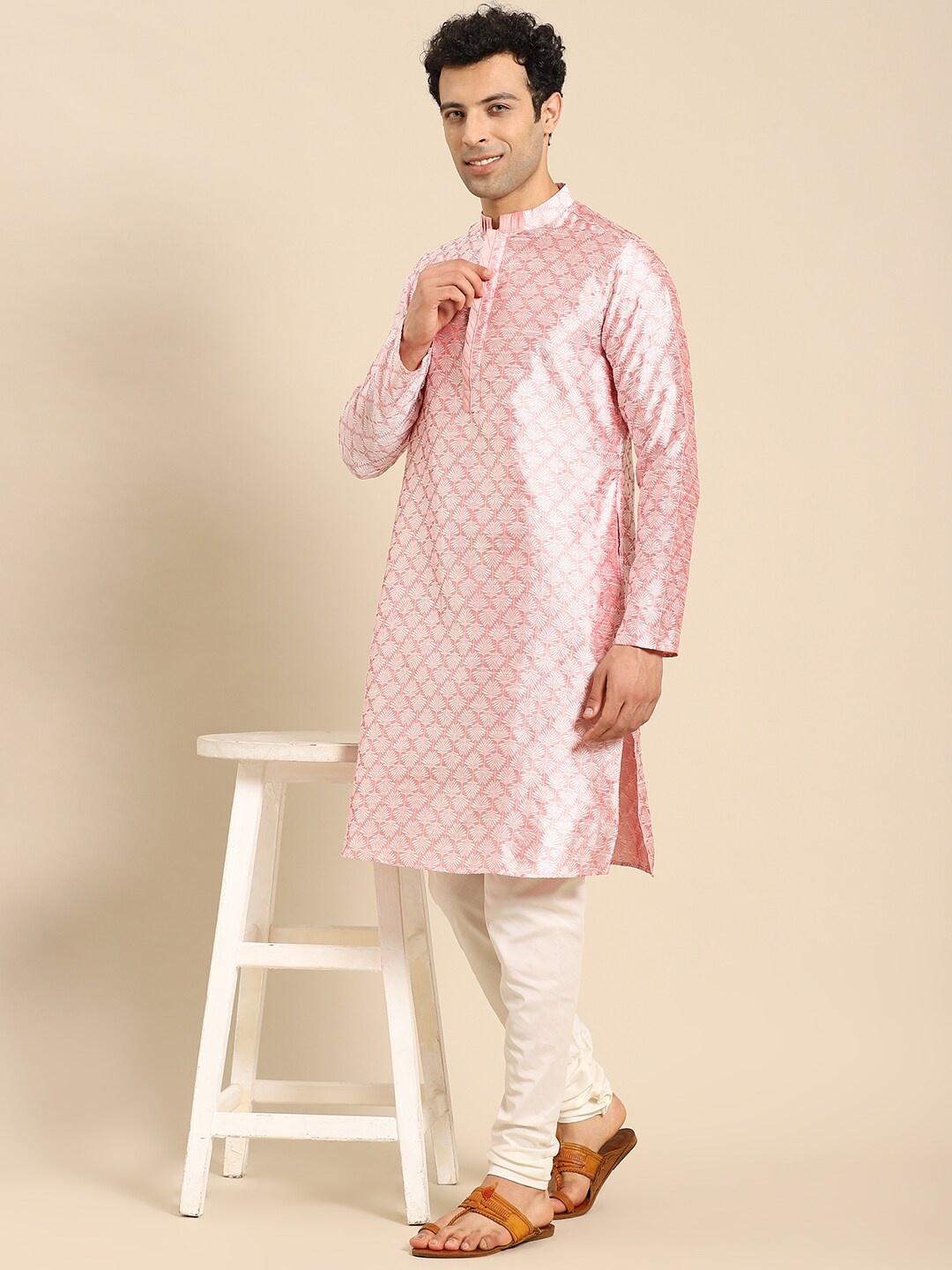

Amodh by Kisah Men Pink Embroidered Kurta with Churidar