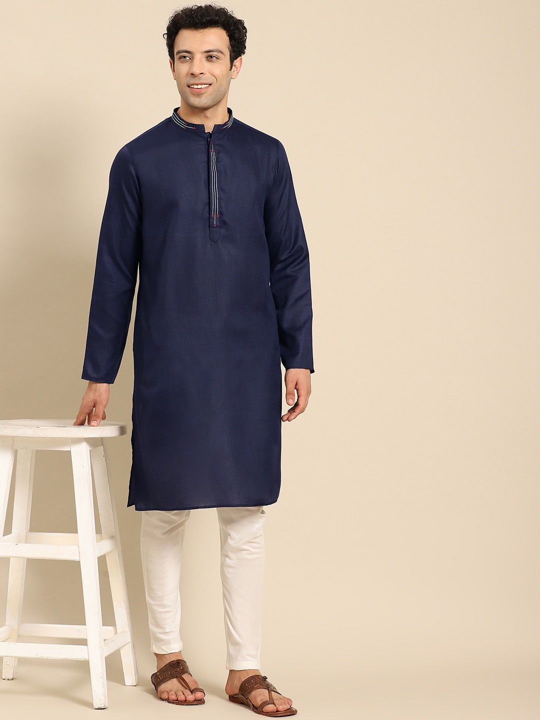 

Amodh by Kisah Men Navy Blue Kurta with Trousers
