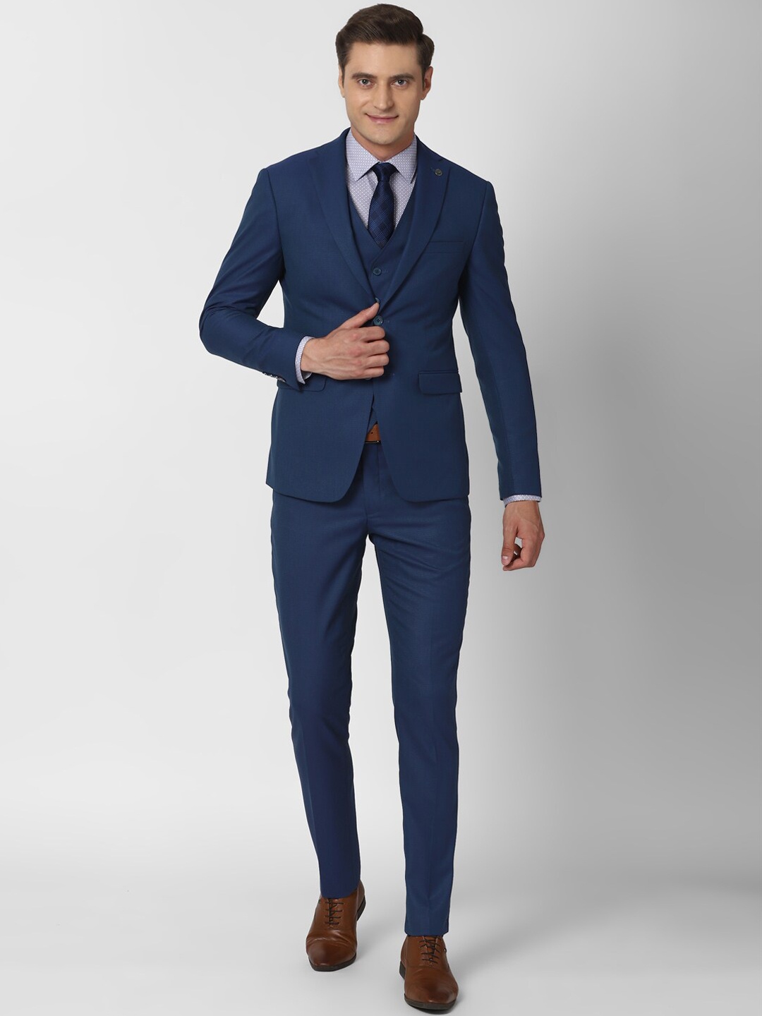 

Peter England Elite Men Navy Blue Solid Single-Breasted Slim-Fit 3-Piece Formal Suit