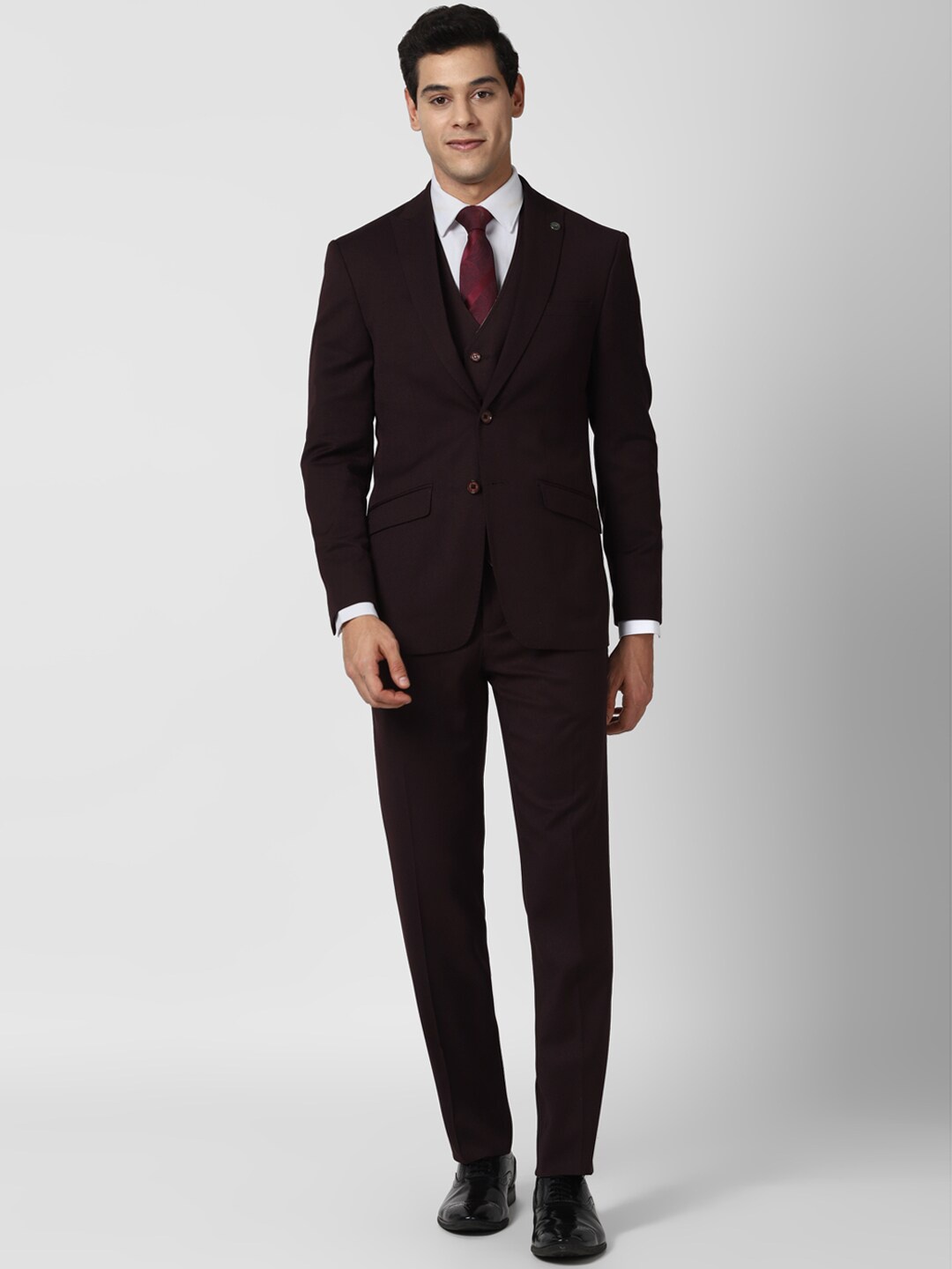 

Peter England Elite Men Maroon Self-Design Single-Breasted Slim-Fit 3-Piece Formal Suit
