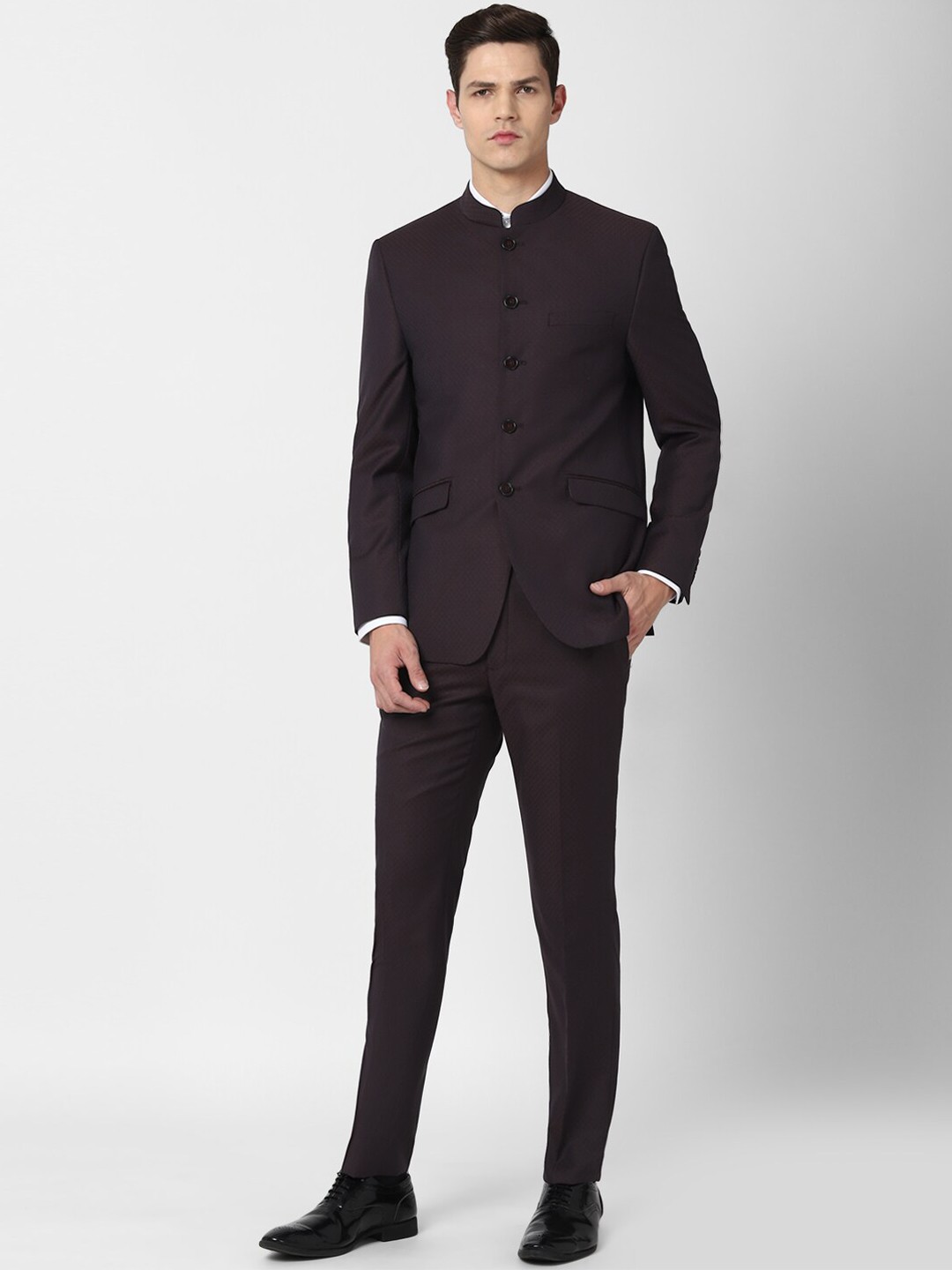 

Van Heusen Men Maroon Two Piece Suits