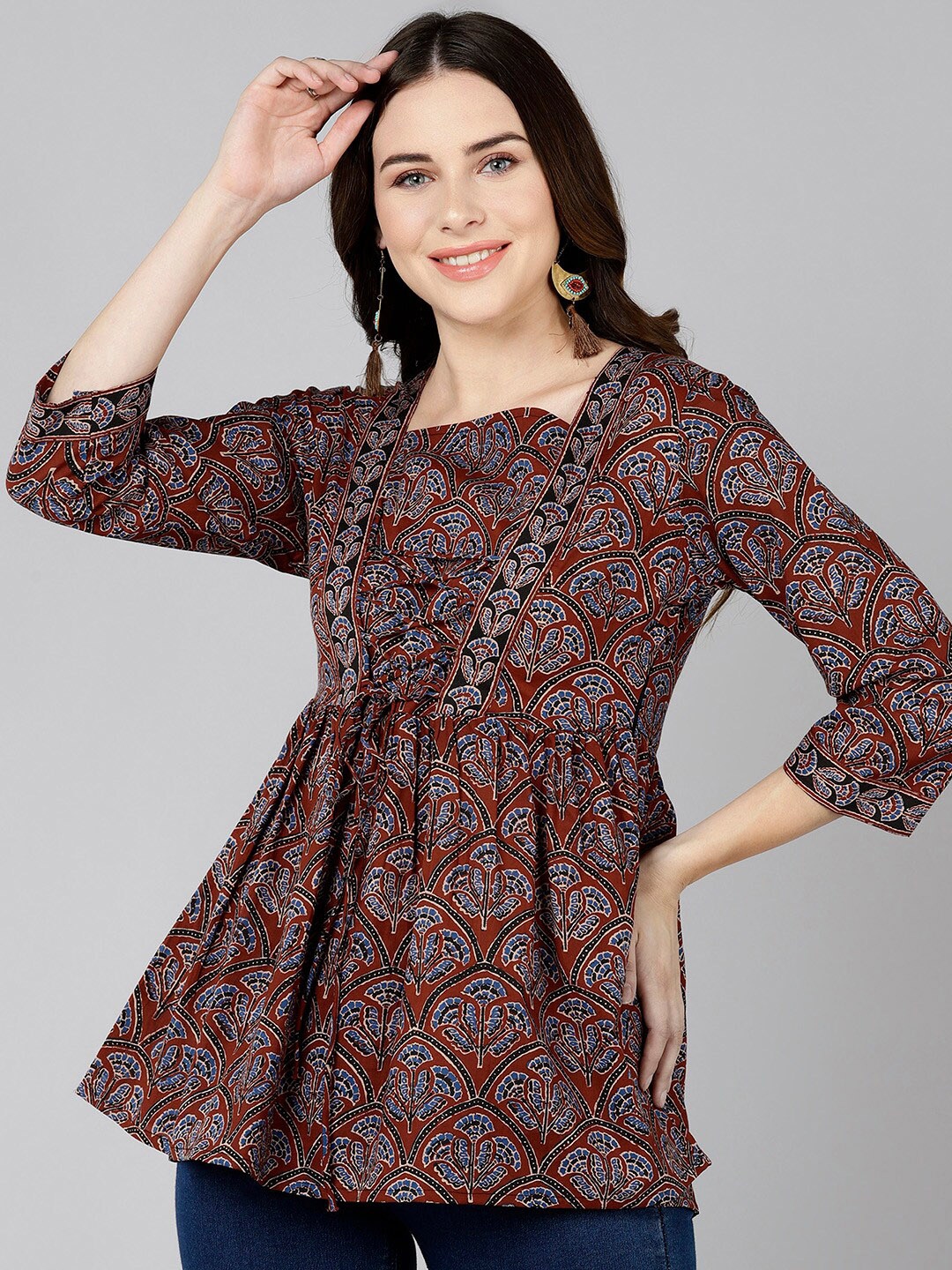 

ZNX Clothing Maroon Floral Print Empire Top