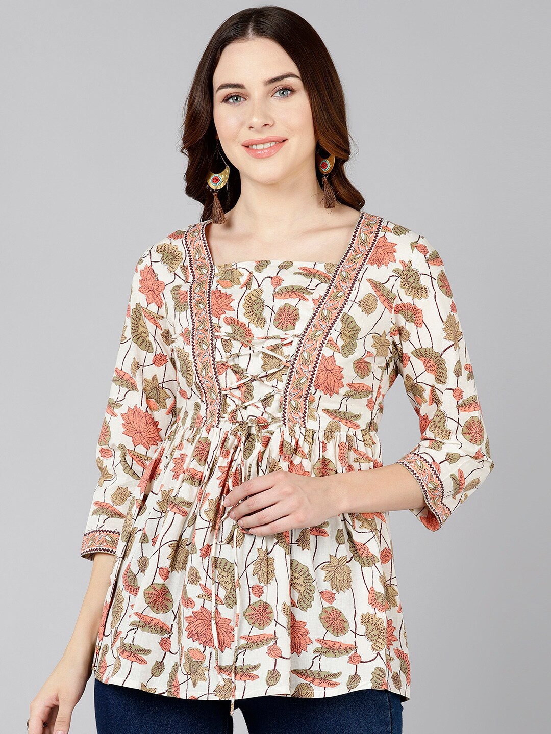 

ZNX Clothing Cream-Coloured Floral Print Empire Regular Top