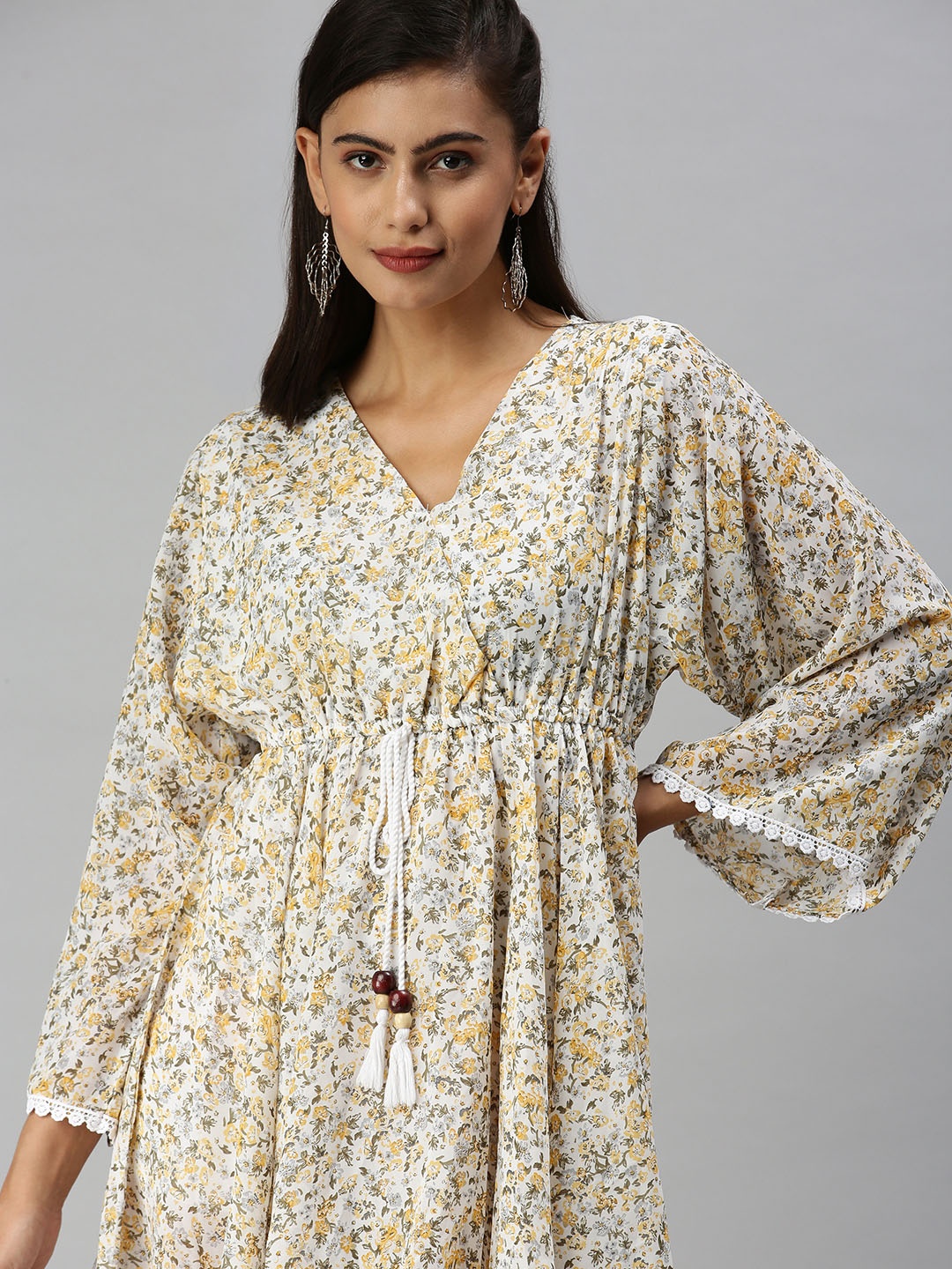 

SHOWOFF White Floral Dress