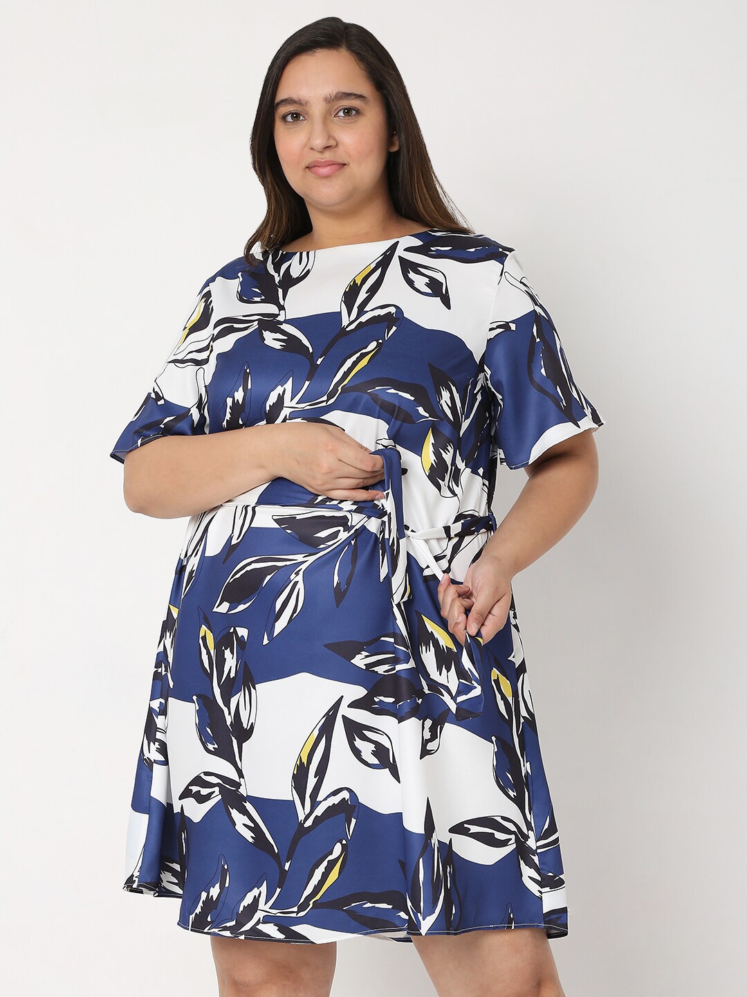 

VERO MODA CURVE White Dress