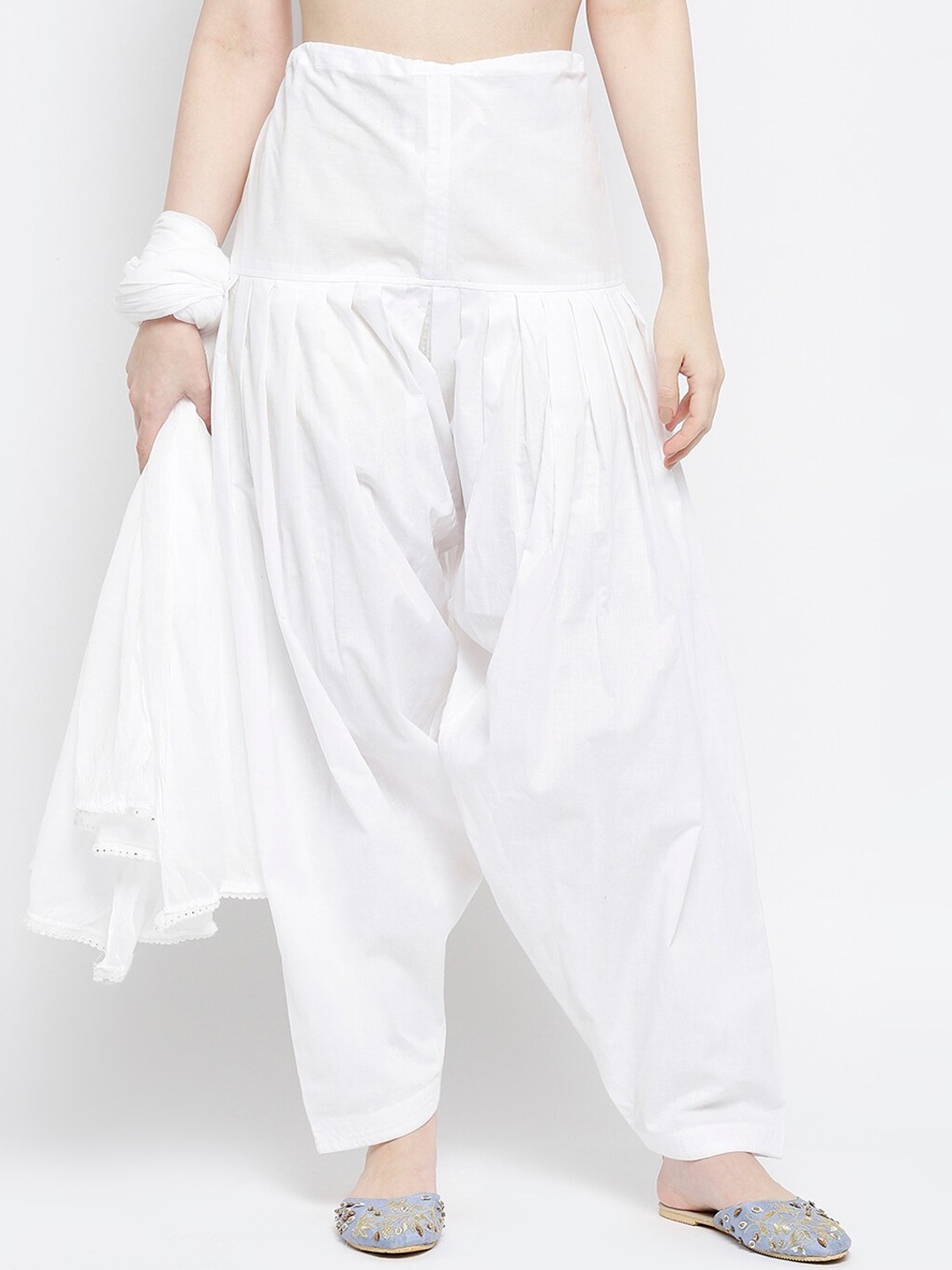 

ZRI Women White Solid Loose-Fit Patiala & Dupatta