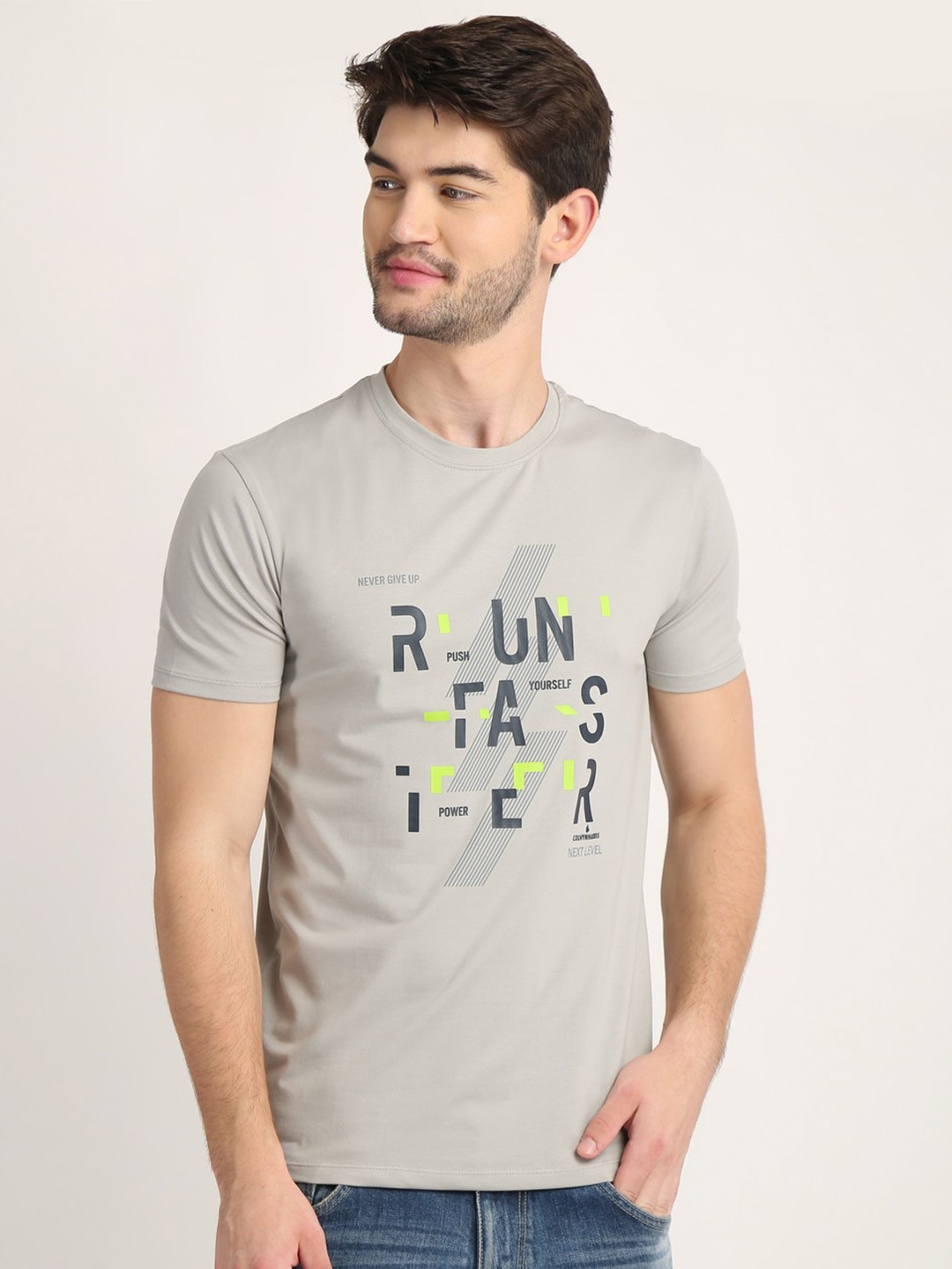 

COLVYNHARRIS JEANS Men Grey Typography Printed T-shirt