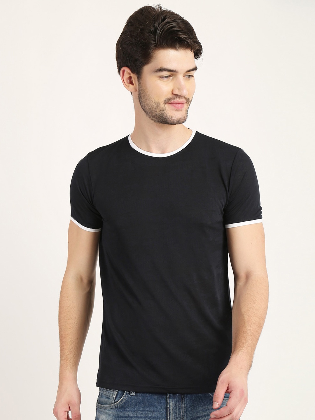 

COLVYNHARRIS JEANS Men Black T-shirt