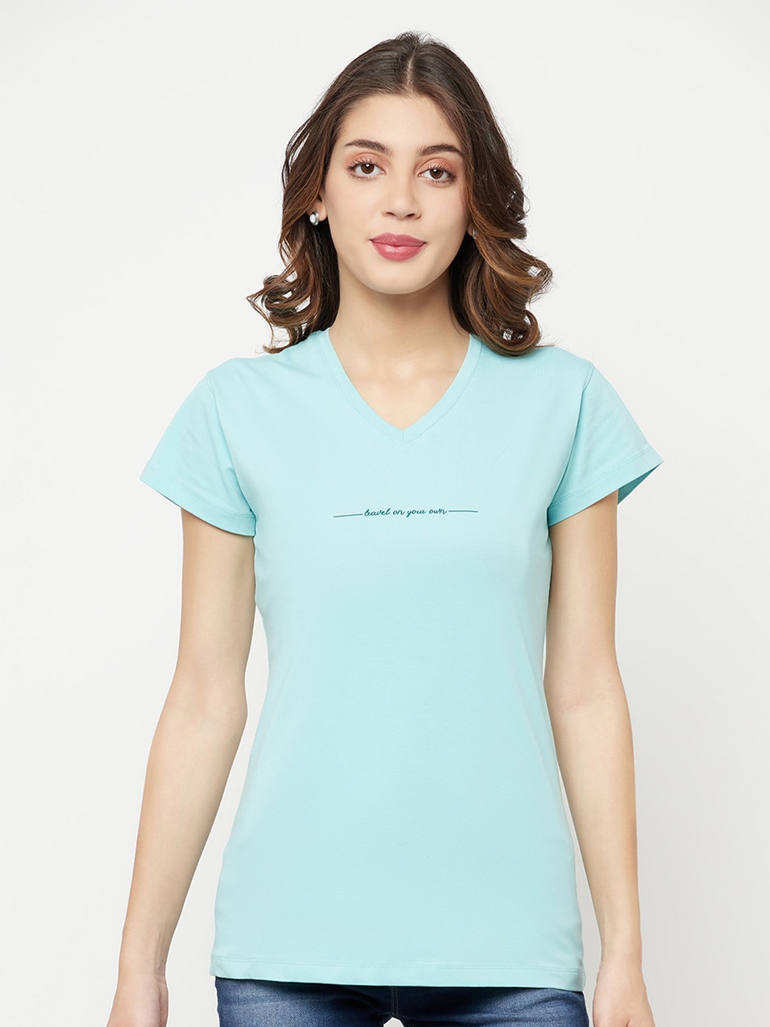 

Crimsoune Club Women Green Printed V-Neck Slim Fit T-shirt