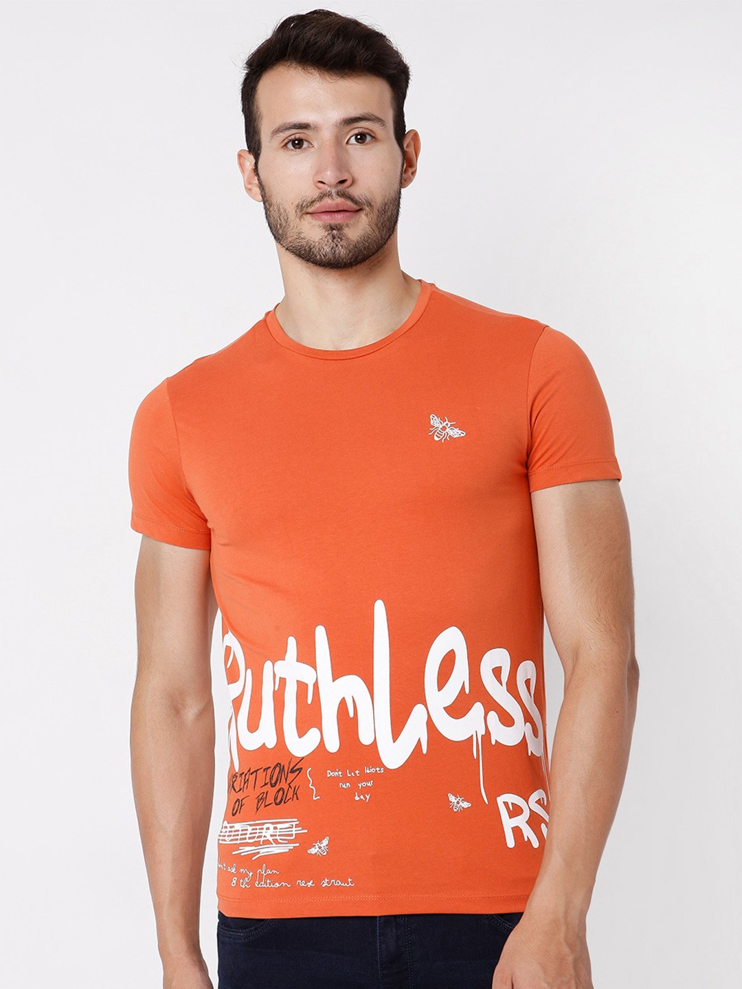 

Rex Straut Jeans Men Rust Typography Printed Applique Slim Fit T-shirt