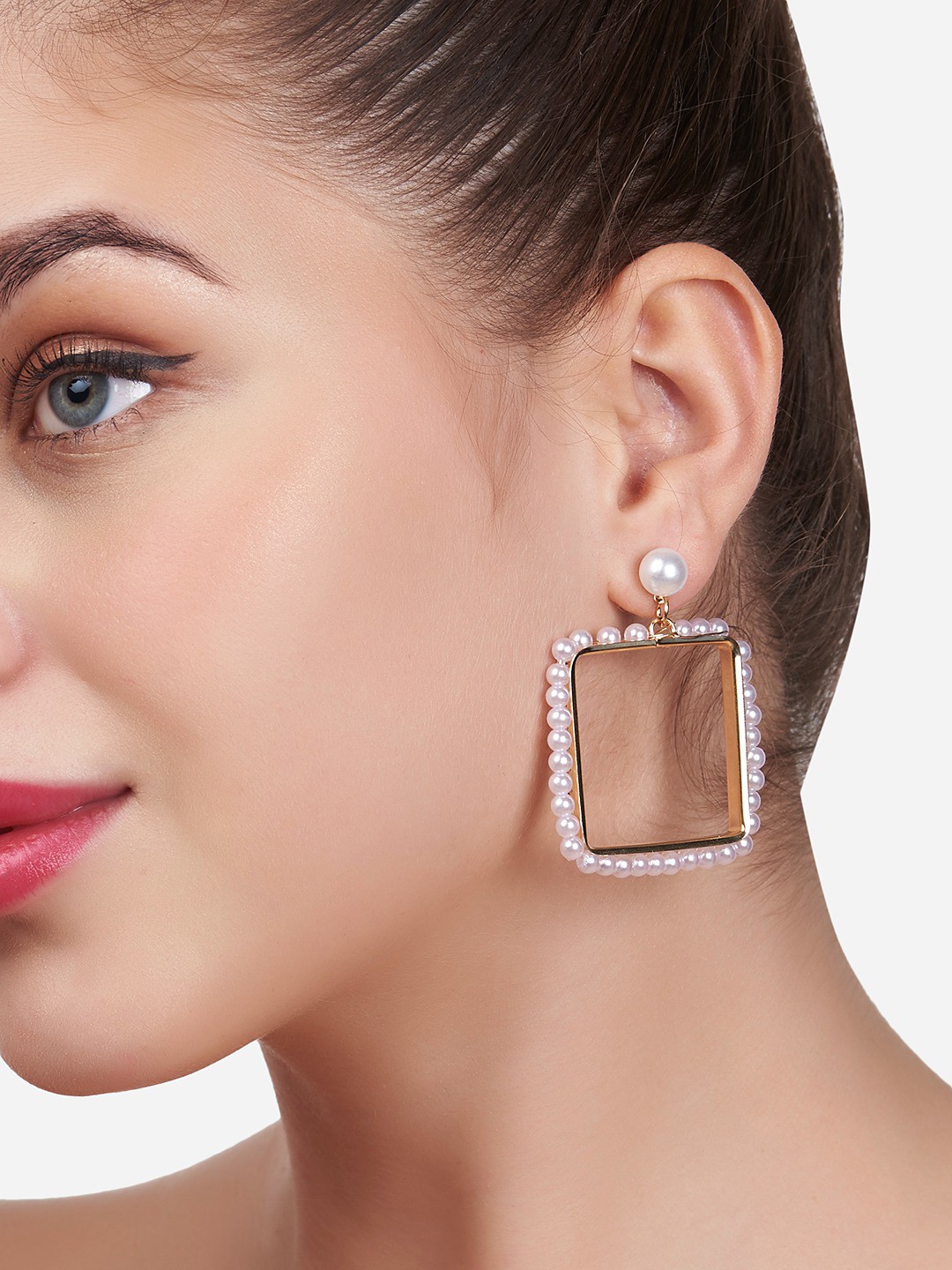 

AMI Gold-Toned Contemporary Square Pearls Embellished Drop Earrings