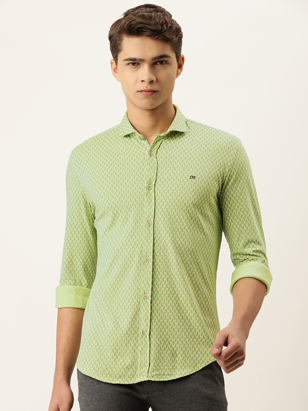 

Peter England Men Green Abstract Printed Slim Fit Casual Shirt